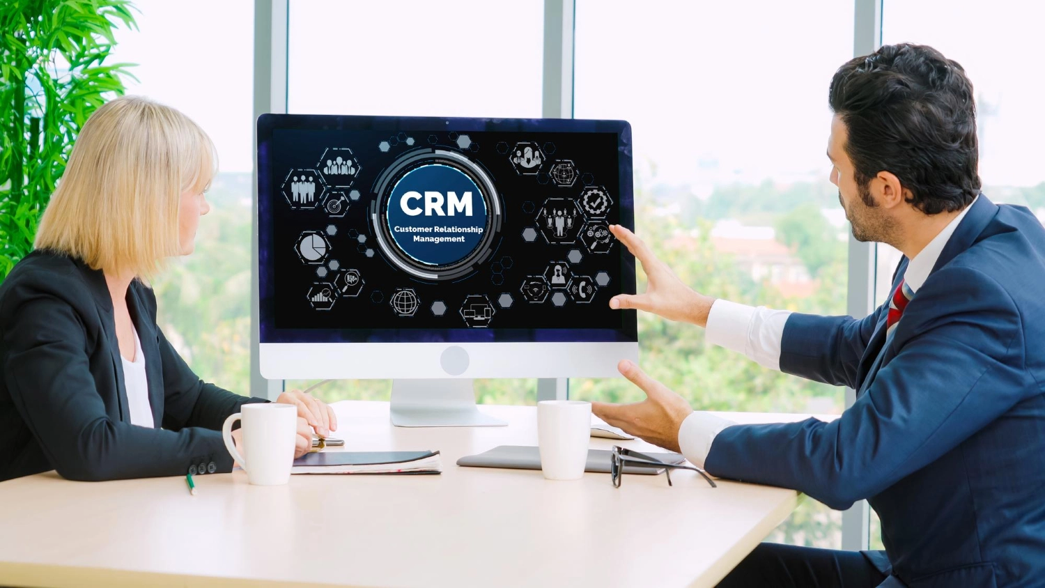 Illustration d’un CRM externalisé vente pour optimiser la gestion des leads et du cycle commercial.